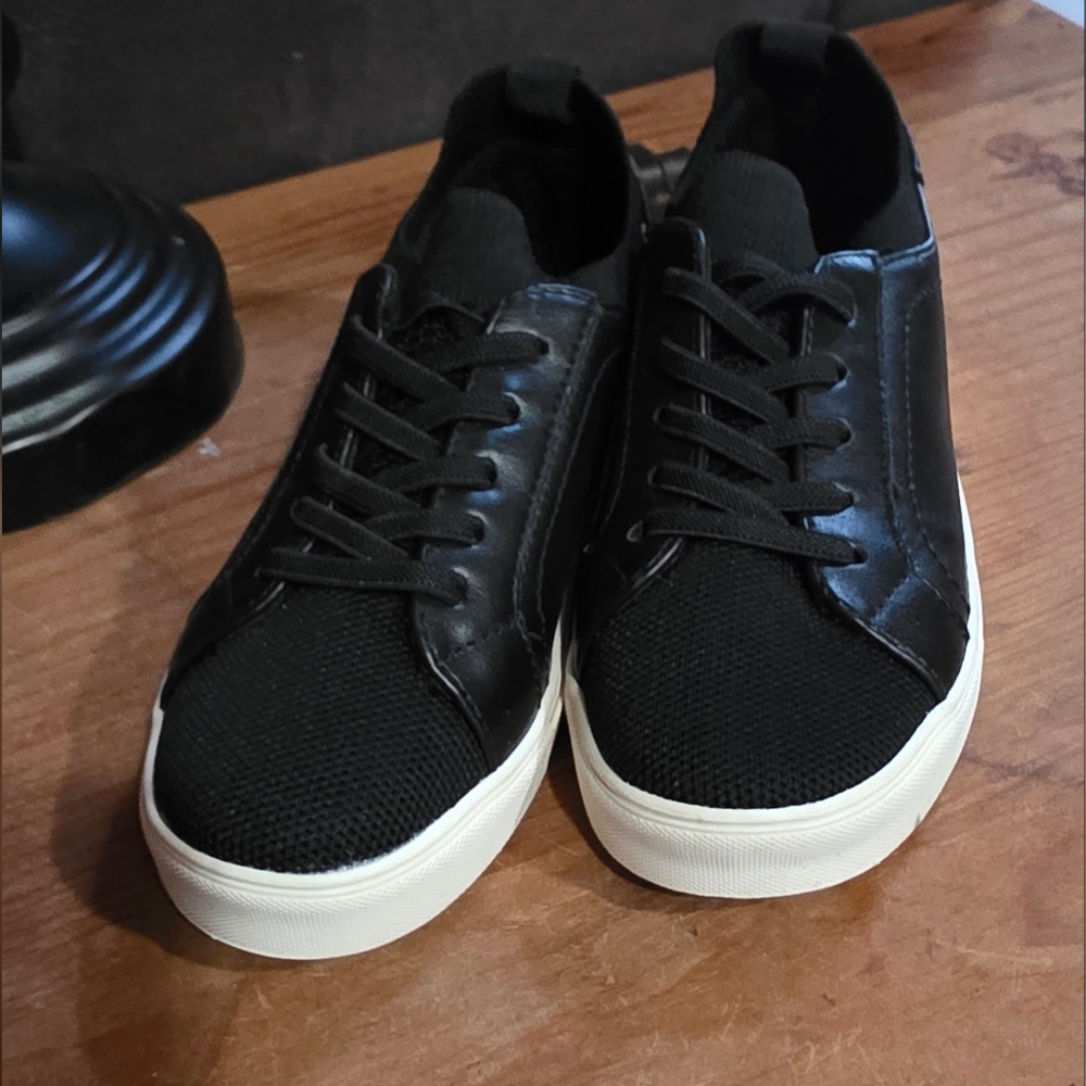Deer Stags Black and White Kids Sneakers